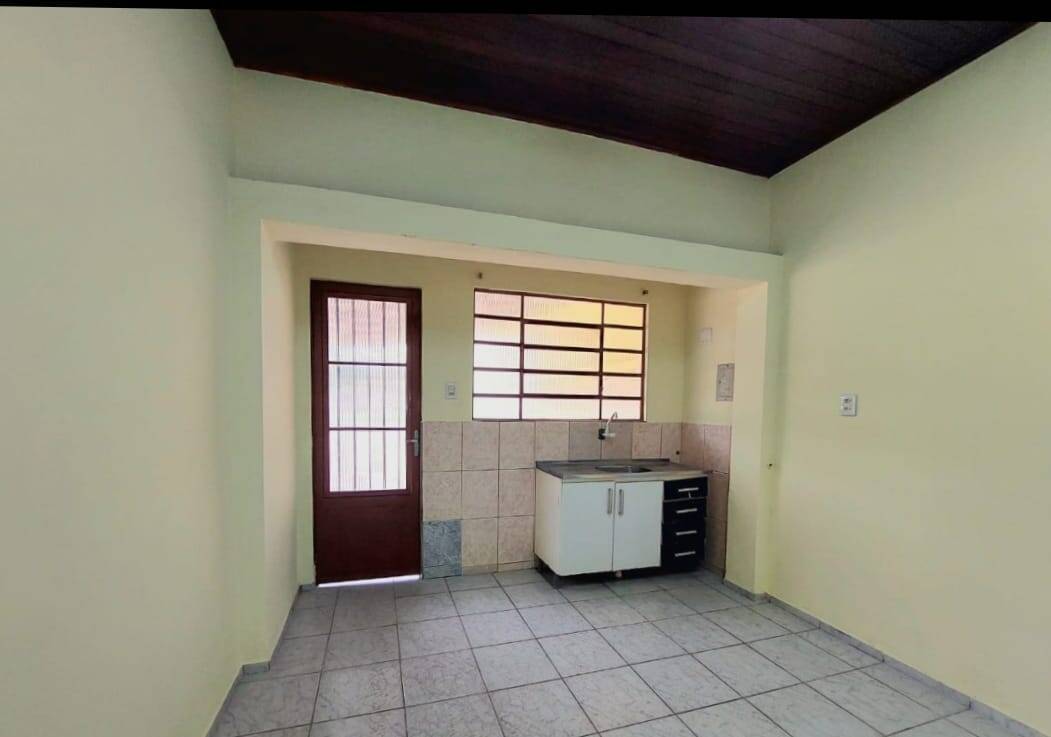 Casa à venda com 3 quartos, 74m² - Foto 10