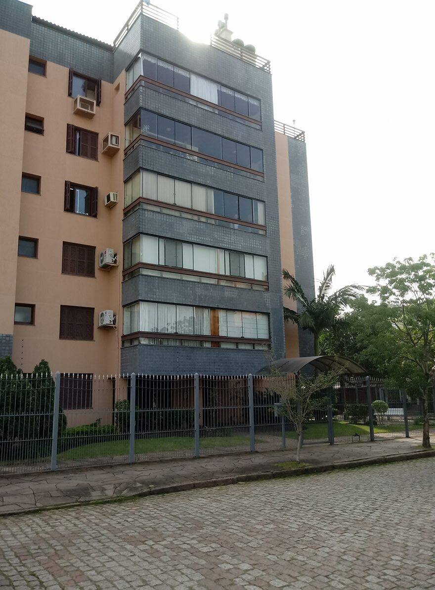 Apartamento à venda com 3 quartos, 135m² - Foto 3