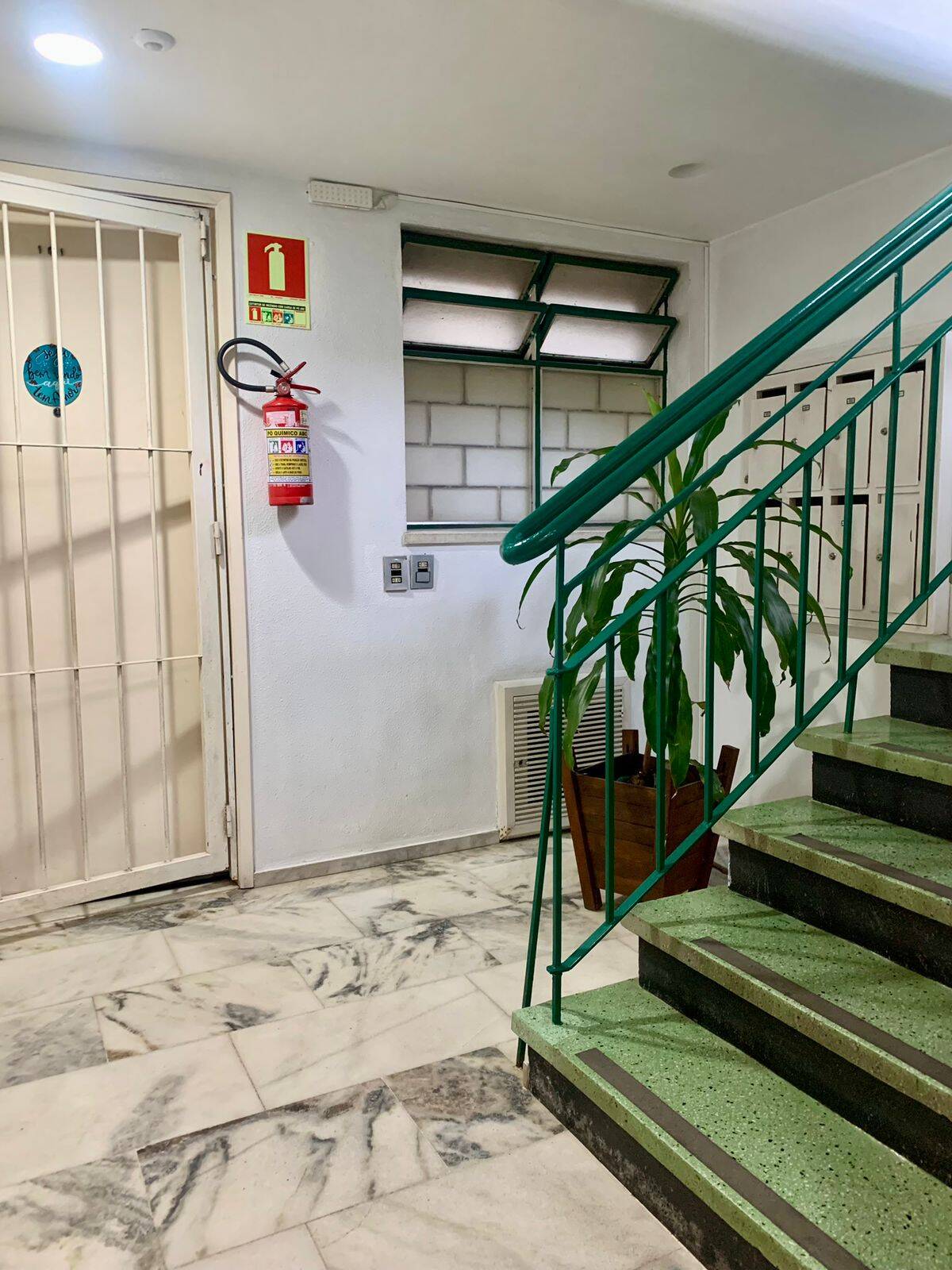 Apartamento à venda com 2 quartos, 61m² - Foto 15