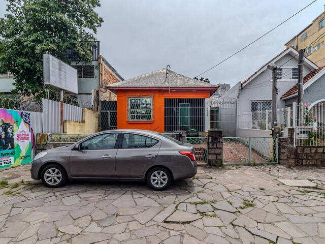 Casa para Venda em Porto Alegre - 4